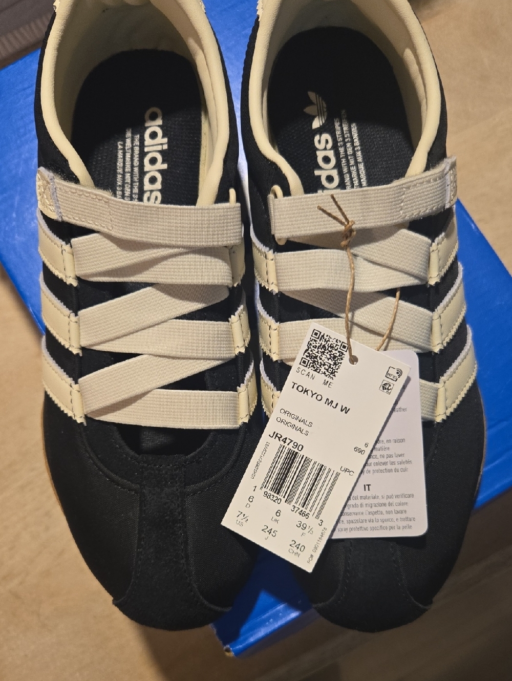 Addidas Tokyo